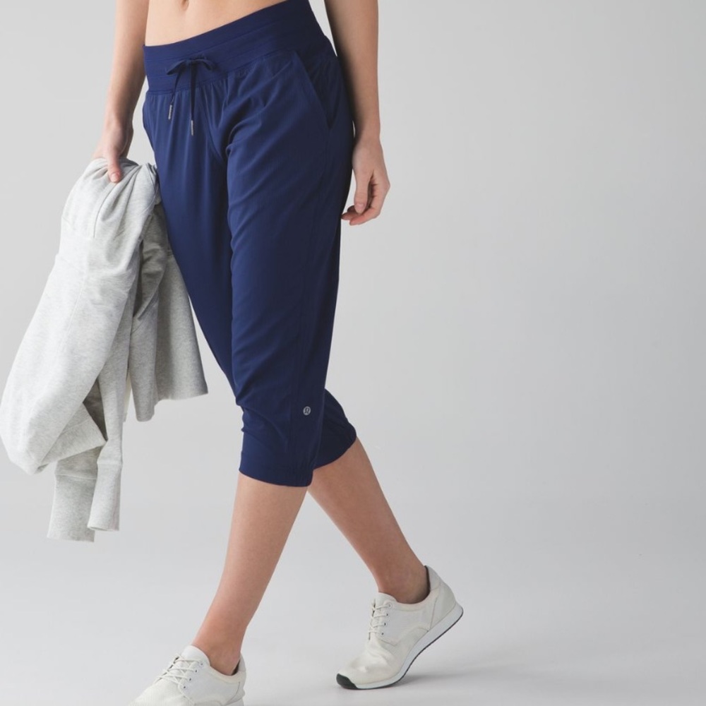 lululemon studio crop II pant